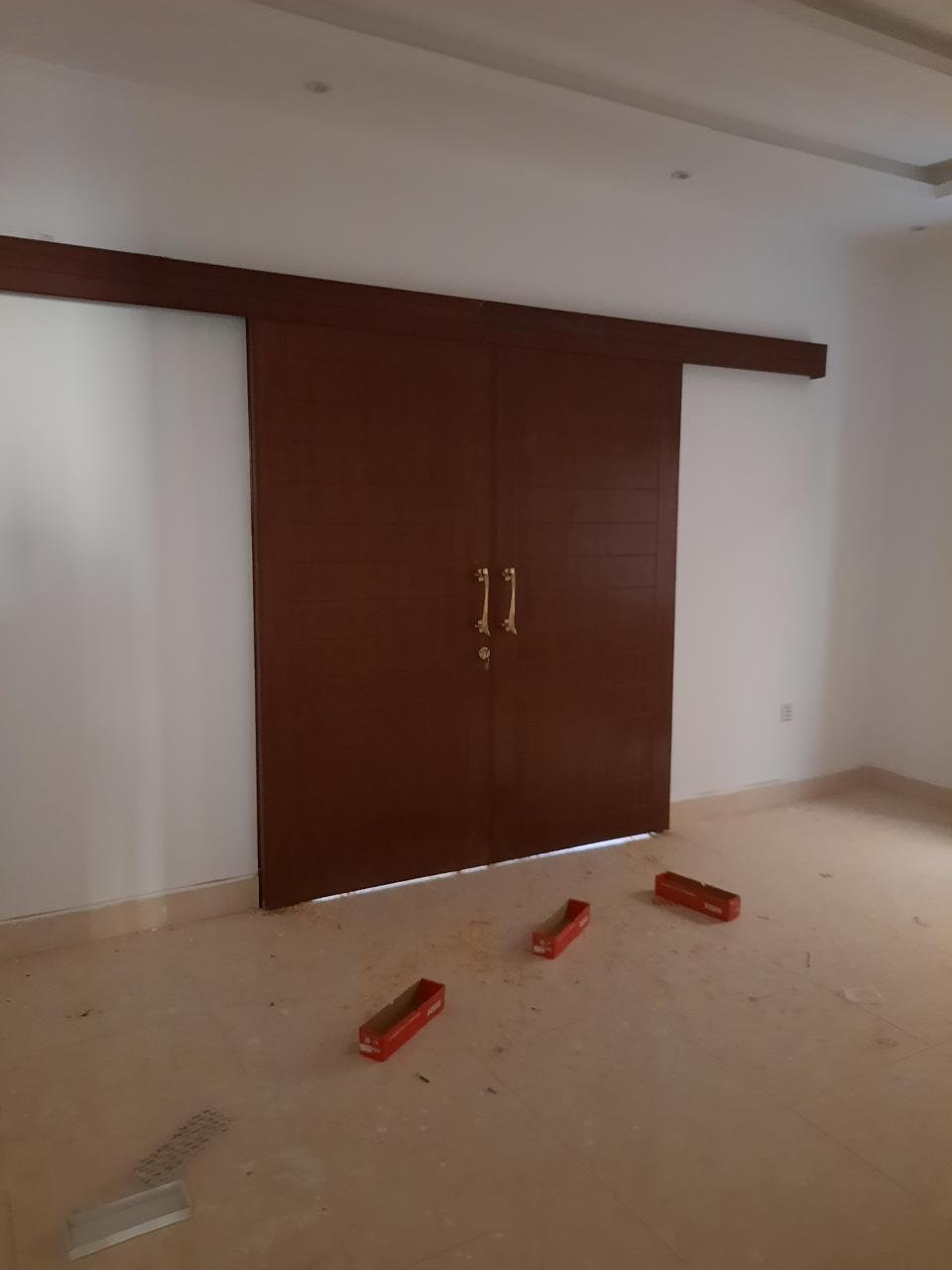 خزائن غسالات ملابس ومناشر مدمجة